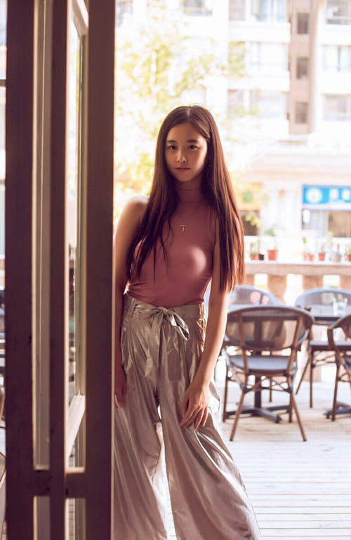 _排位赛激烈角逐:争夺国际比赛的入场券_,比赛入场券图片