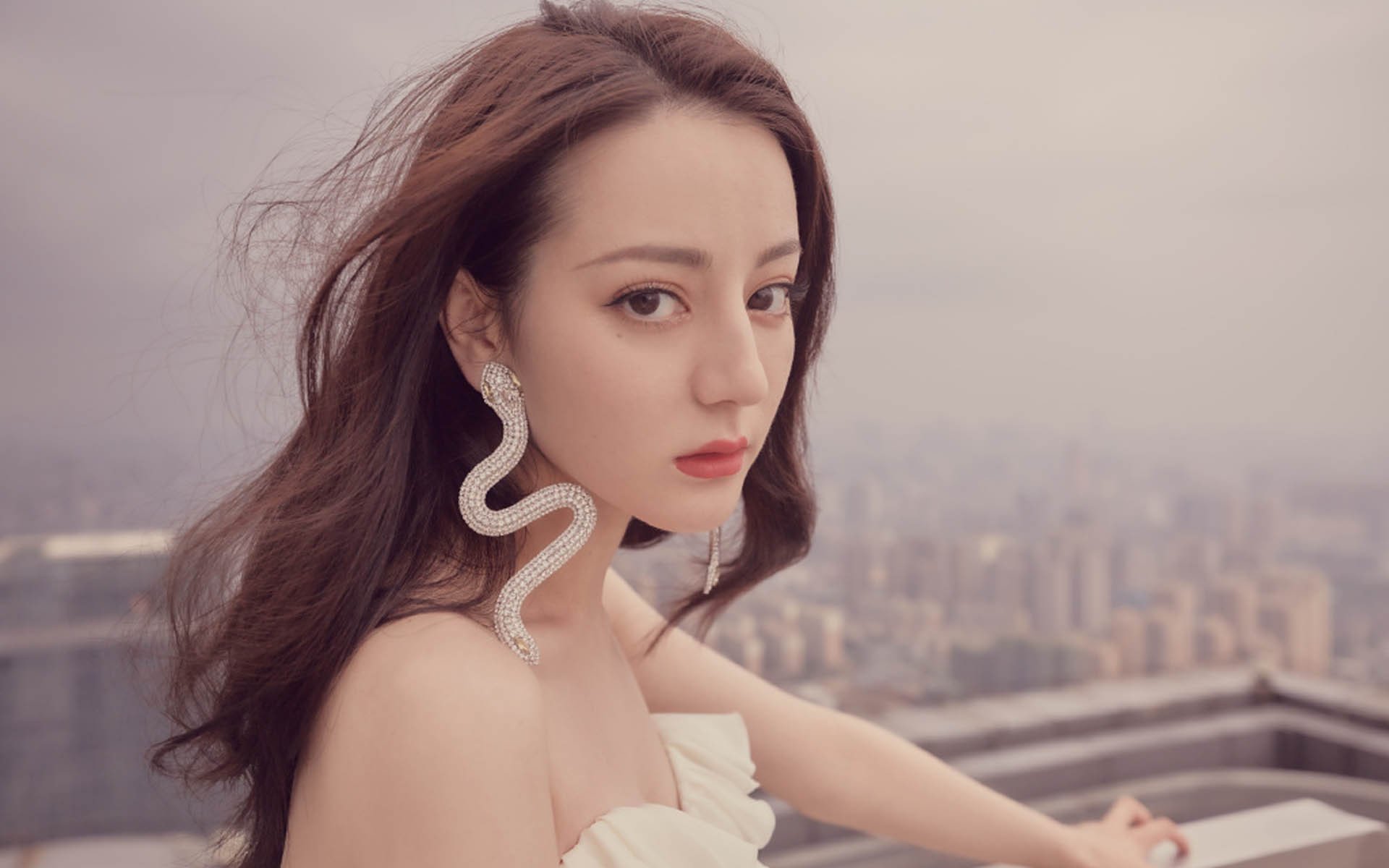 爱游戏体育平台-_魔术队攻防兼备，连续获胜_，魔术队伤员