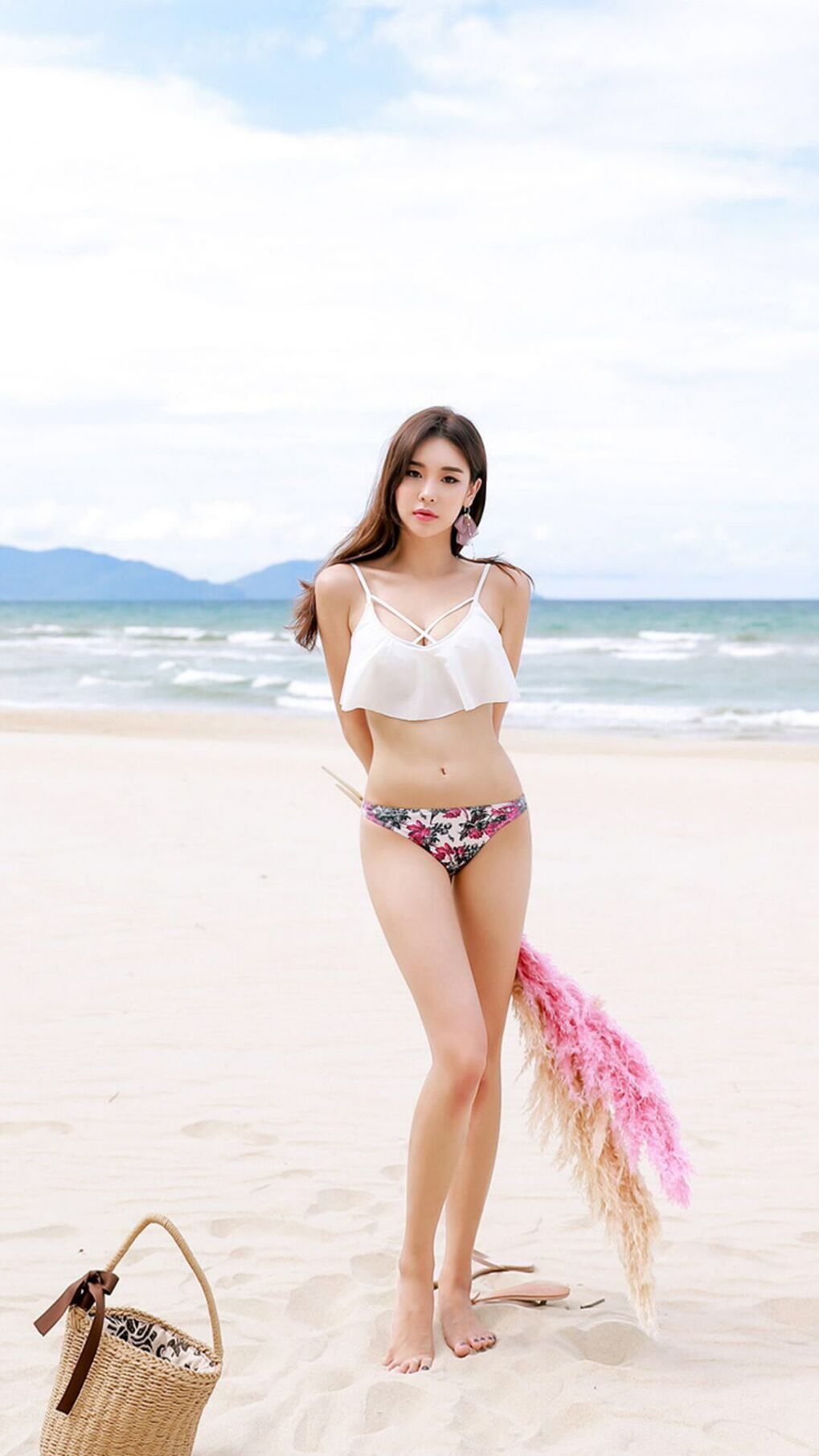 “战术创新：联盟最新的花式打法揭秘”，英雄联盟战术术语